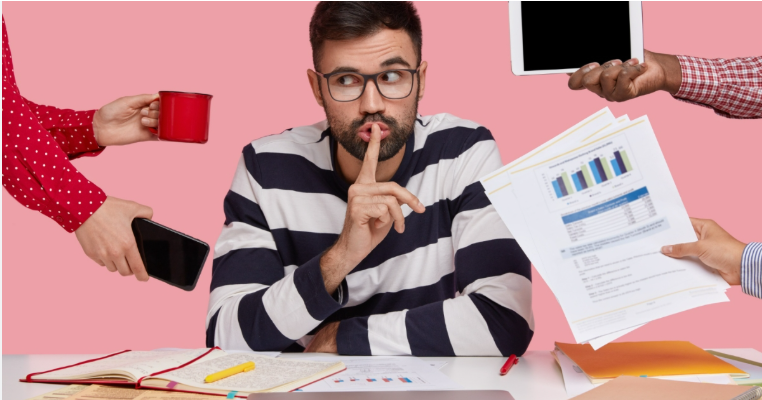 How to Start Up a Home Based Business Without Losing Your Mind Workspace setup for someone running a business from home